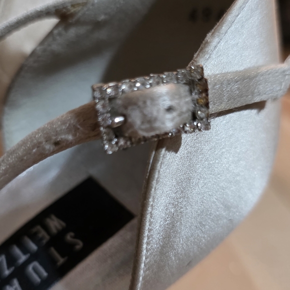 STUART WEITZMAN CREAM HEELS W/ RHINESTONE BUCKLE SIZE 7.5 - Picture 4 of 11